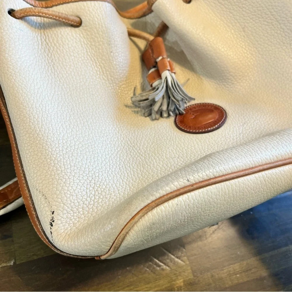 Dooney & Bourke Vintage Bucket Drawstring Hobo Shoulder Bag All Leather Logo - Picture 16 of 16